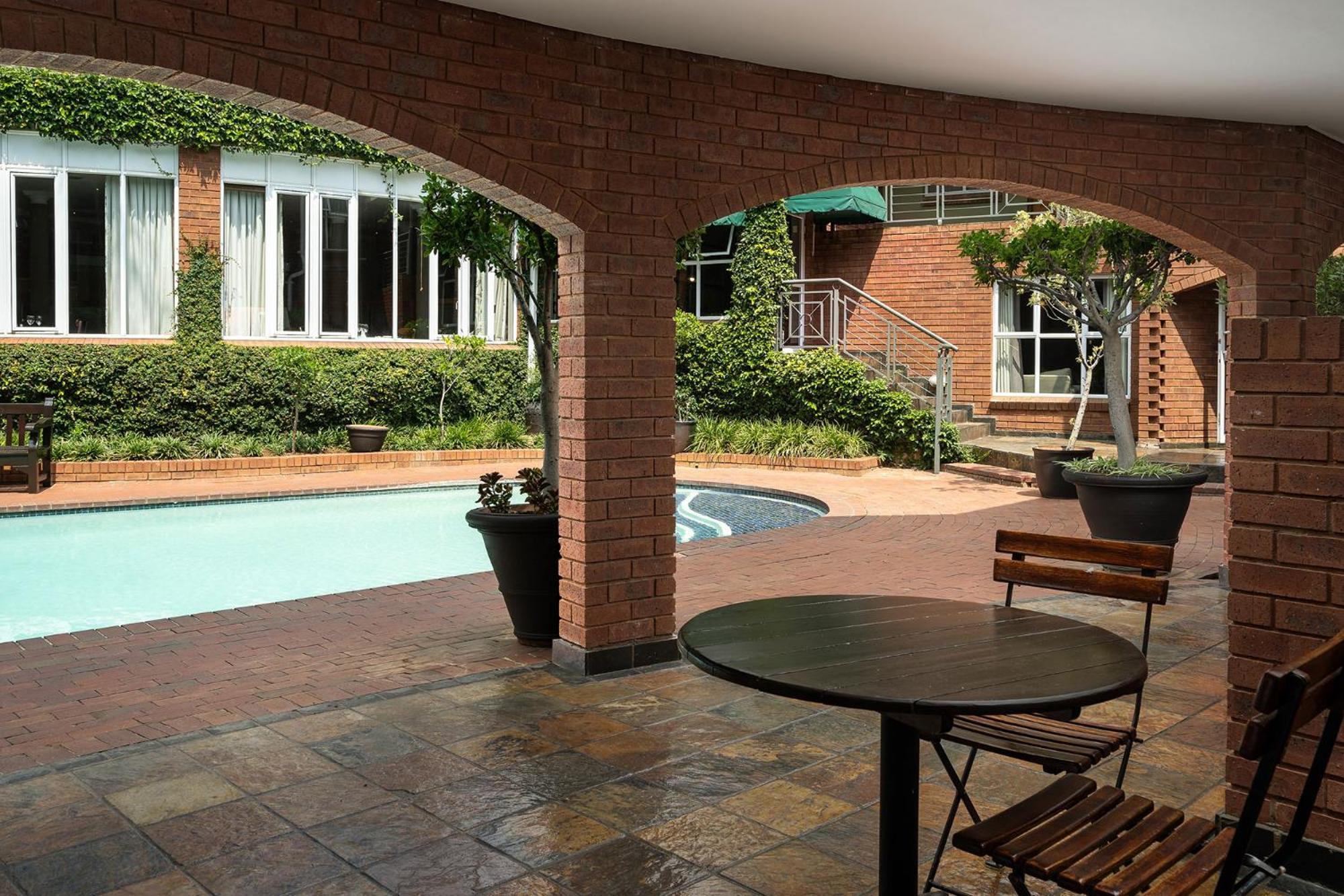 Premier Hotel Falstaff Johannesburg Exterior photo