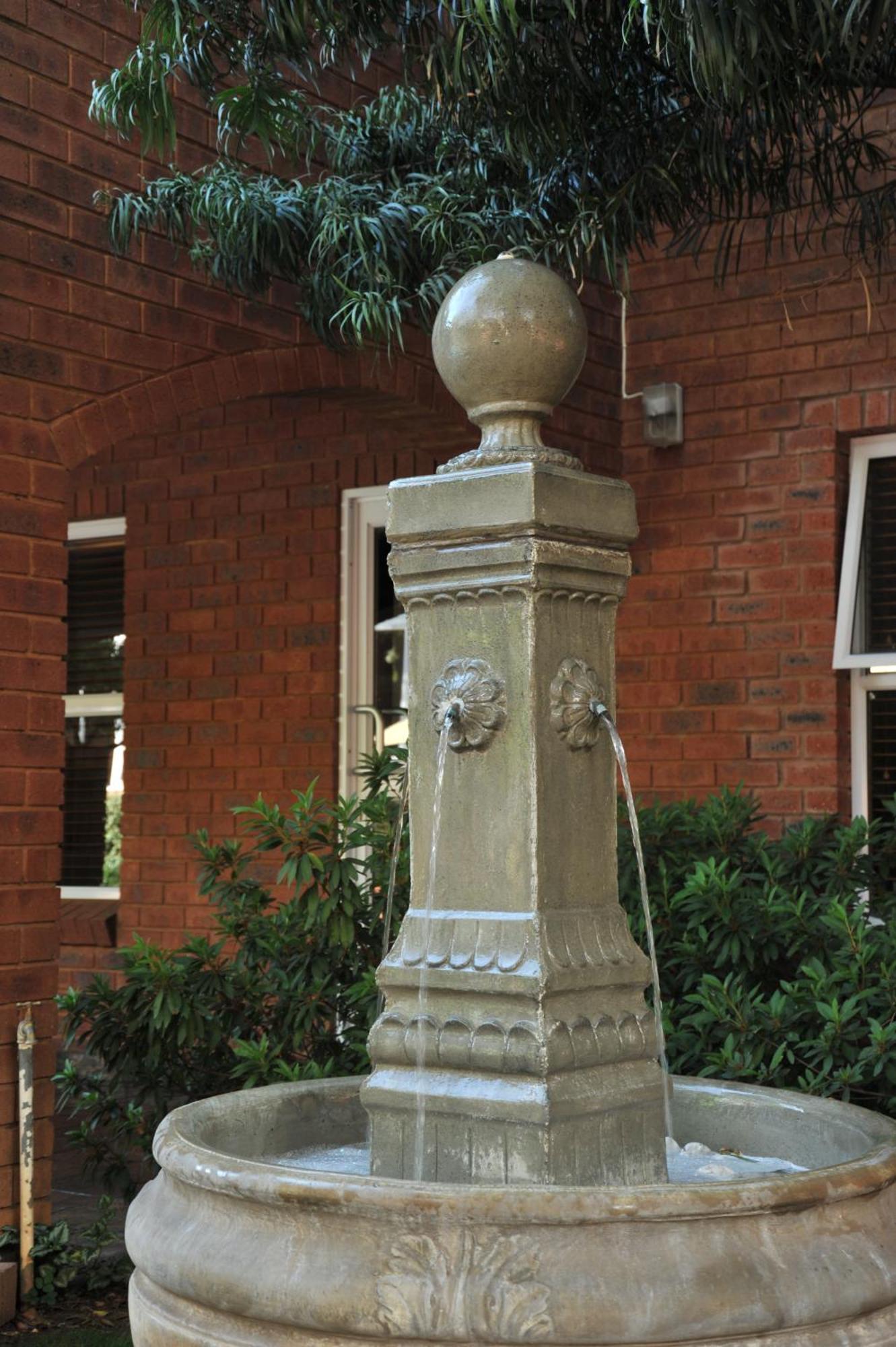 Premier Hotel Falstaff Johannesburg Exterior photo
